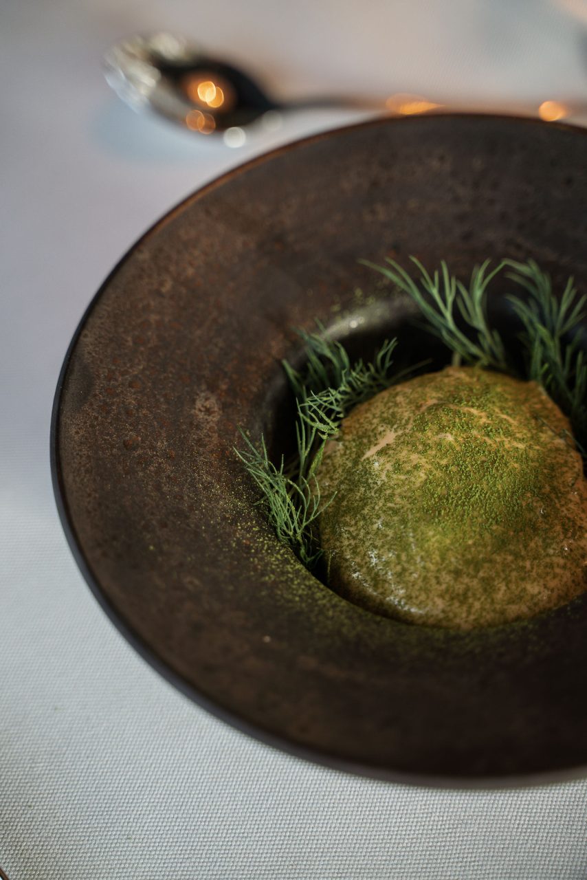 Rätt med dill i Restaurang Heaven på The Lodge